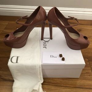 Dior pumps